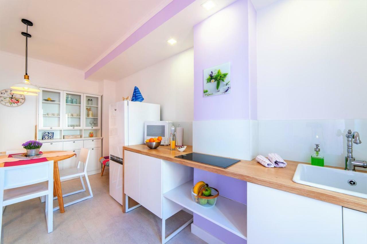 Apartment Colors - Old Town View No1 *